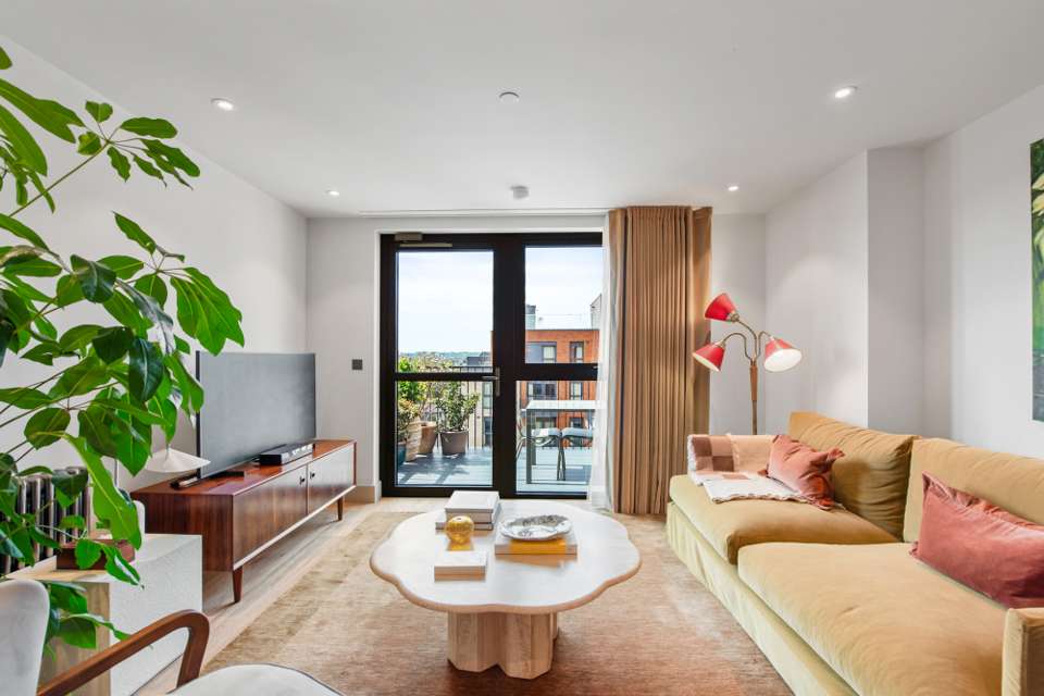 Image of Home 176