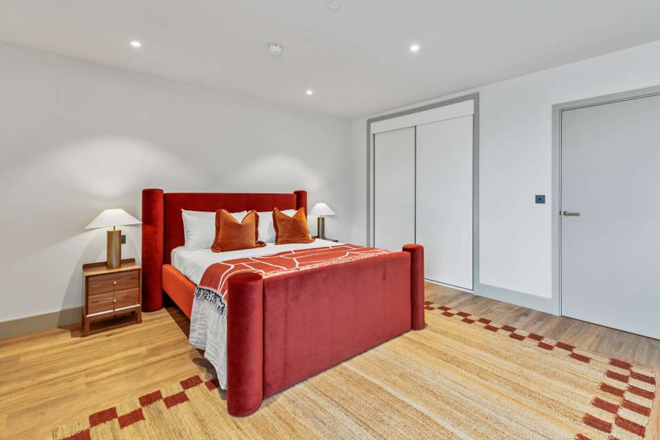Image of Home 176