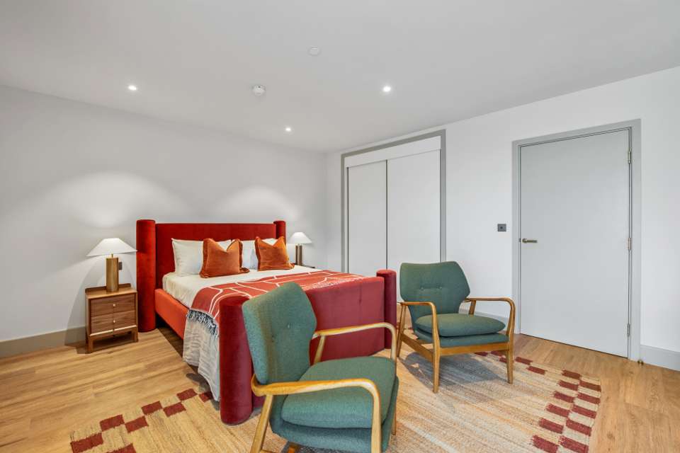 Image of Home 176
