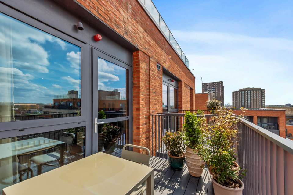 Image of Home 176