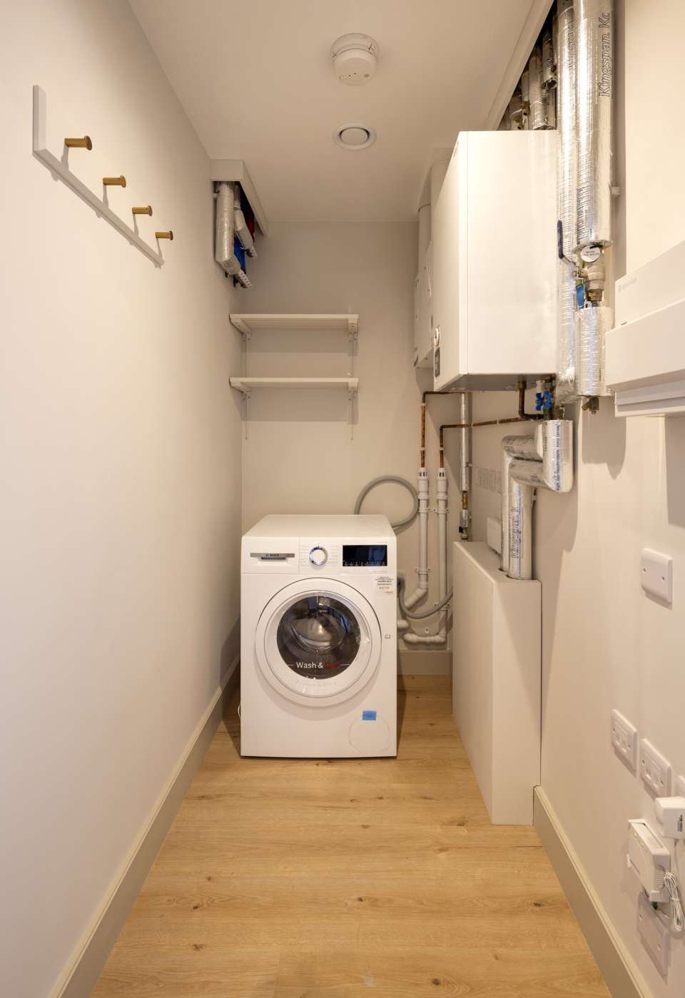 Image of Home 32